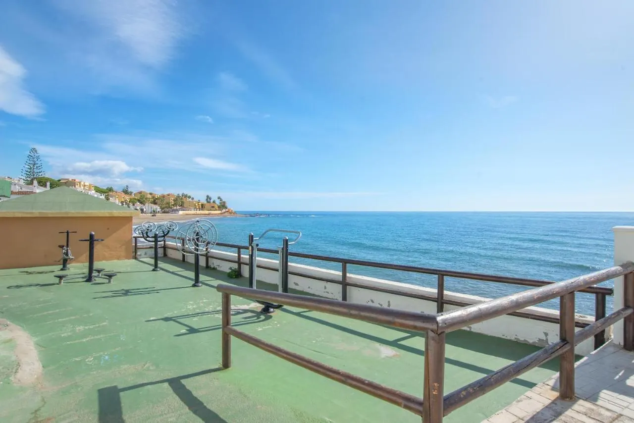 Comfortable Apartment In Mijas With Pool And Garden 68 M²